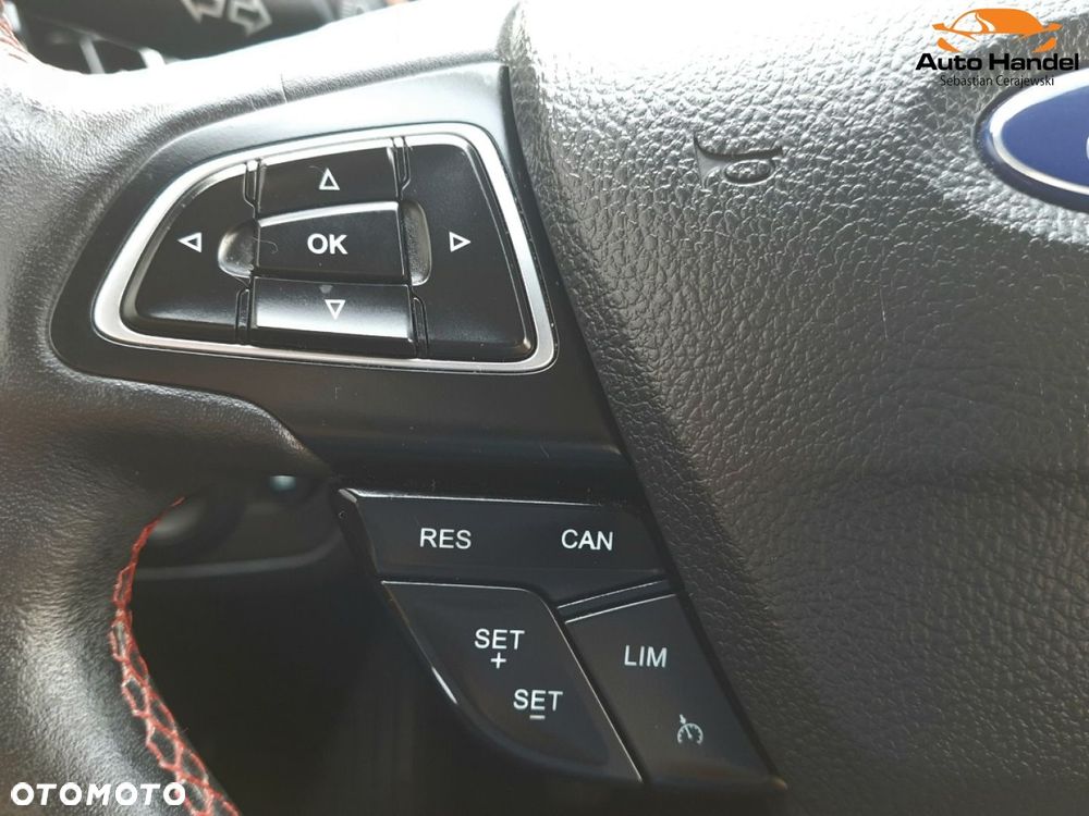 Ford Kuga 1.5 EcoBoost 2x4 ST-Line - 34