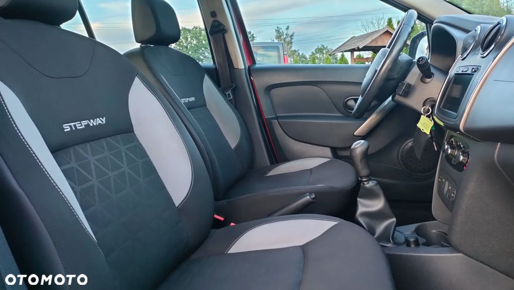 Dacia Duster dCi 90 FAP 4x2 Ambiance - 17