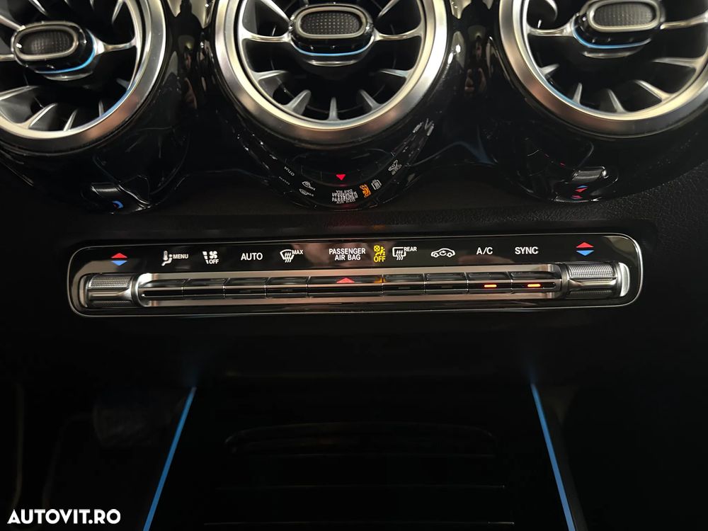 Mercedes-Benz GLB 200 7G-DCT - 17