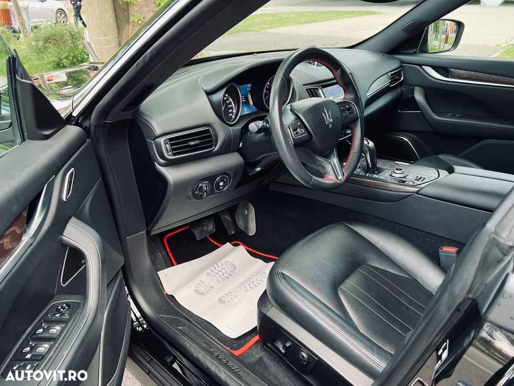 Maserati Levante Q4 - 8