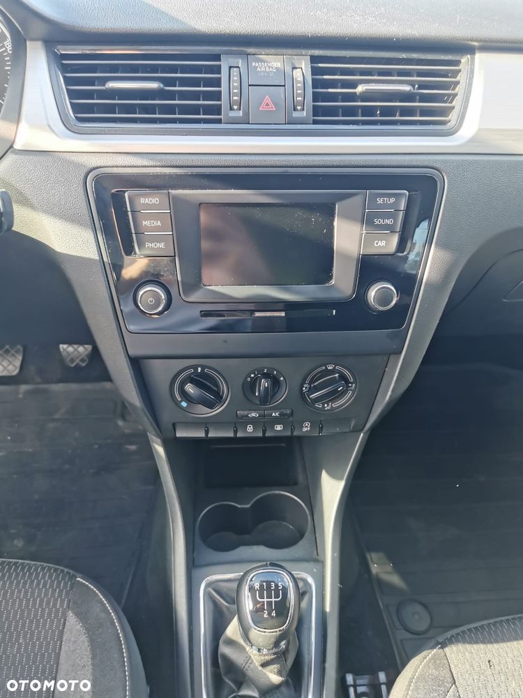 Skoda RAPID Spb 1.6 TDI DPF Ambition - 10