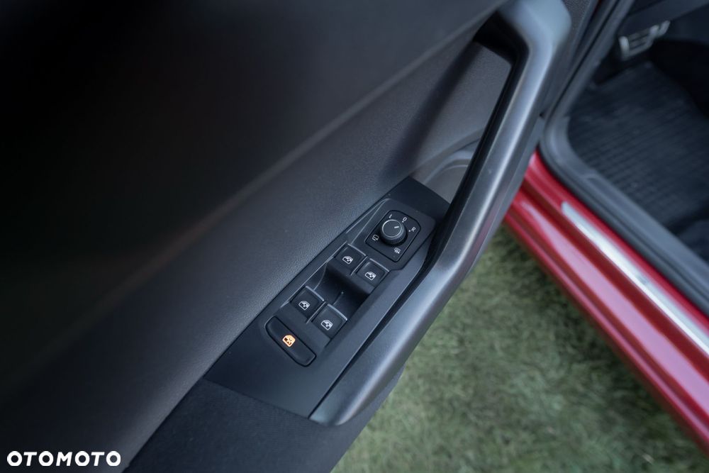 Volkswagen Taigo 1.5 TSI ACT R-Line Plus DSG - 22