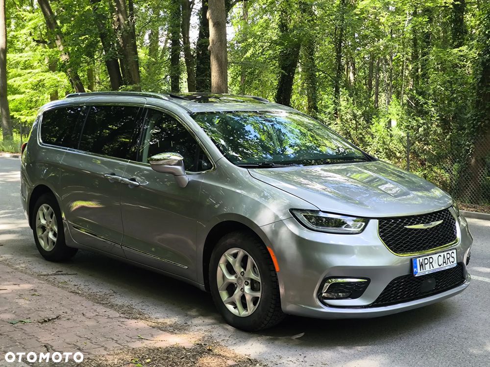 Chrysler Pacifica - 7