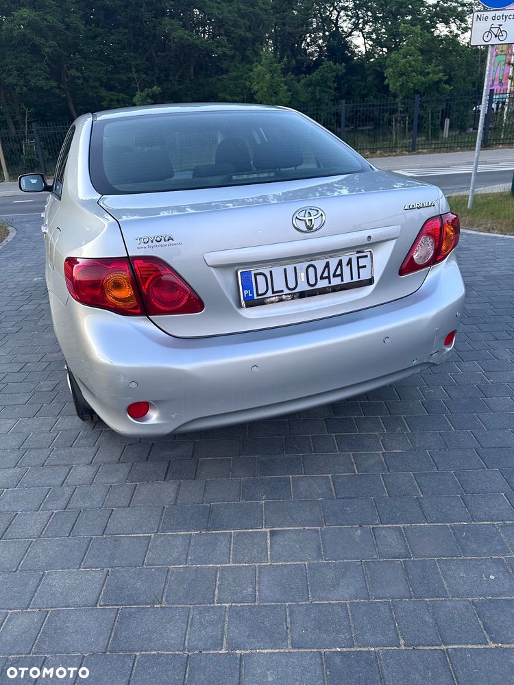Toyota Corolla 1.6 VVT-i Sol Start - 11