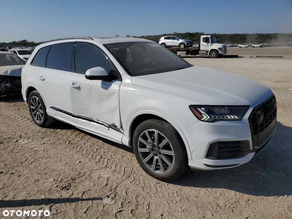 Audi Q7 - 1