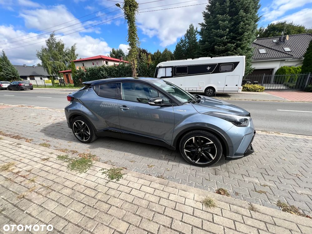 Toyota C-Hr 2021 photo 2