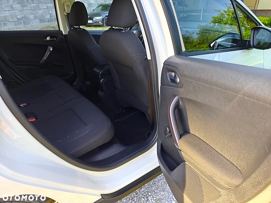 Peugeot 2008 1.2 Pure Tech Style - 20
