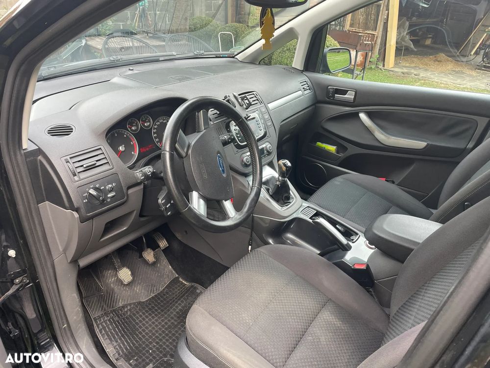 Volkswagen Tiguan - 3