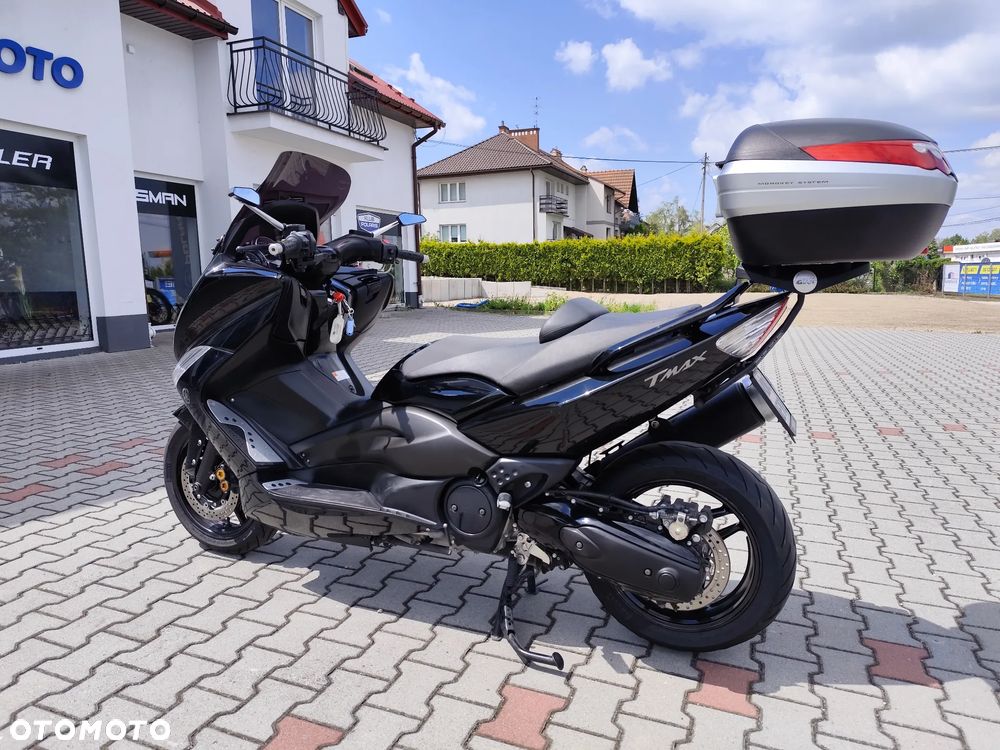 Yamaha Tmax - 4
