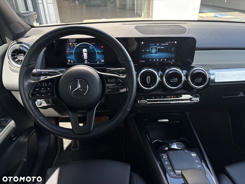 Mercedes-Benz GLB 200 7G-DCT - 12