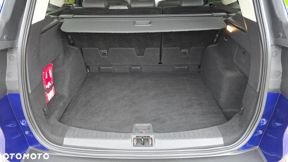 Ford Kuga - 28