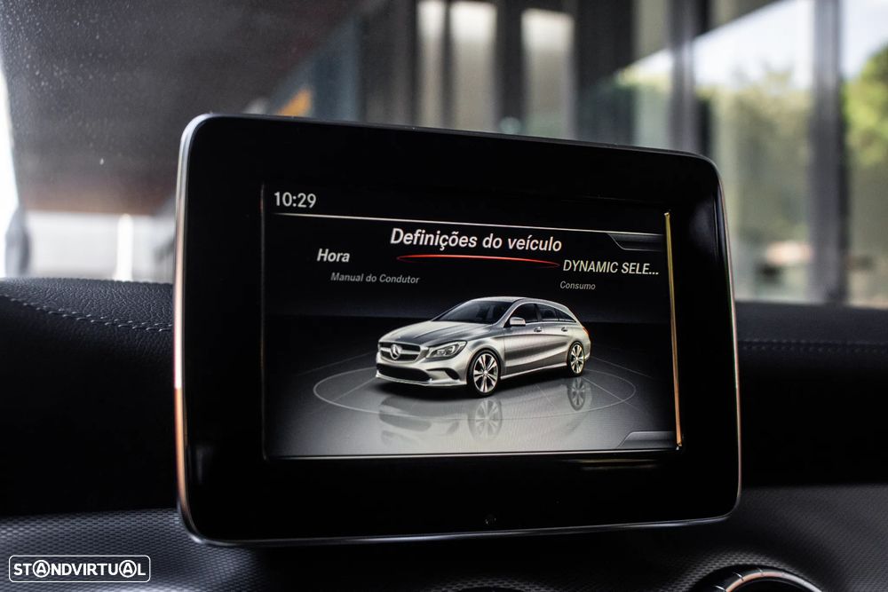 Mercedes-Benz CLA 200 d 4Matic 7G-DCT - 32