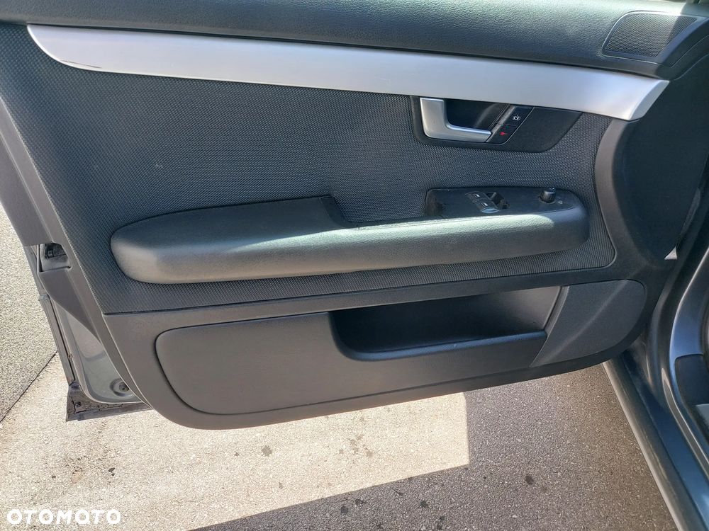 Audi A4 Avant 1.8T - 10