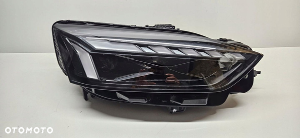 AUDI RS5 LIFT 8W6 REFLEKTOR LASER PRAWY LAMPA PRAWA CIEMNY ŚRODEK