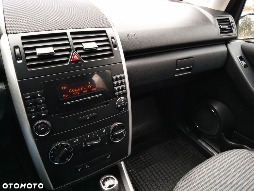 Mercedes-Benz Klasa A 170 Avantgarde - 13