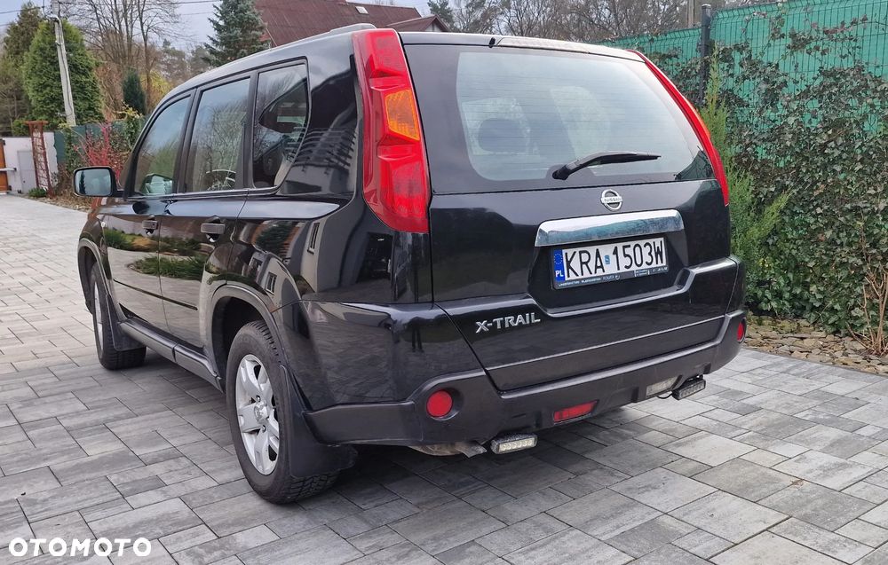 Nissan X-Trail 2.0 XE - 8