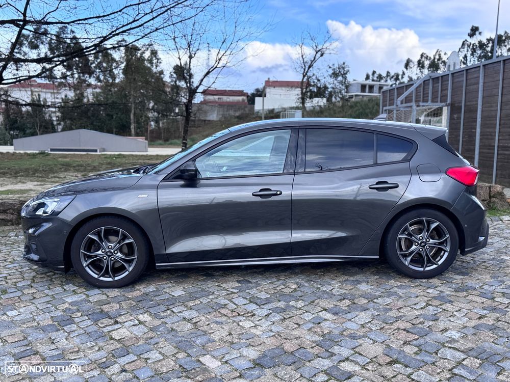 Ford Focus 1.0 EcoBoost ST-Line - 2