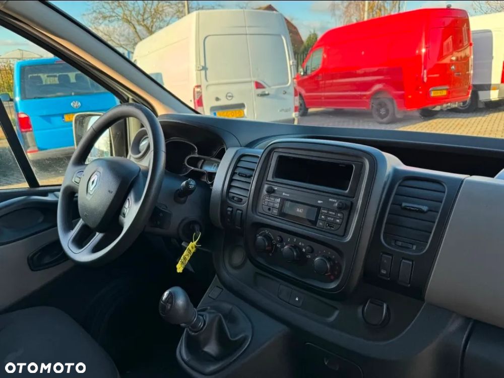 Renault Trafic - 6
