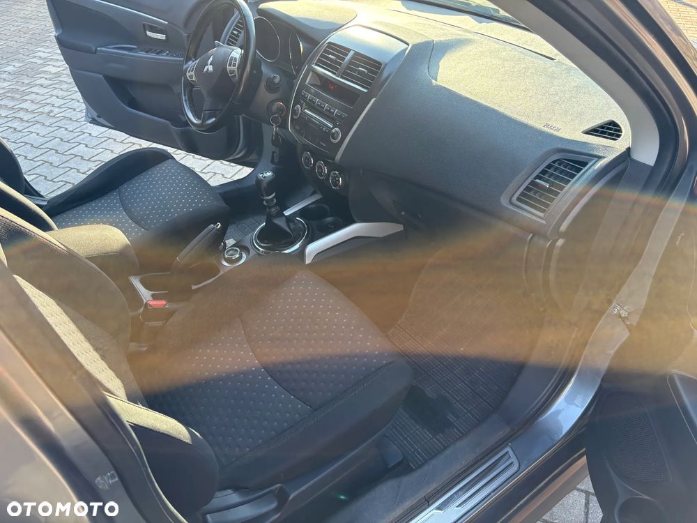 Mitsubishi ASX 1.8 DID Invite 4WD AS&G - 11