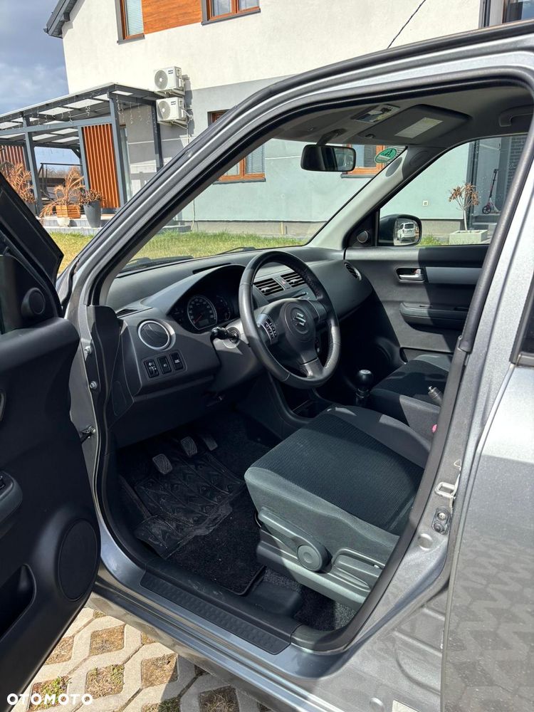 Suzuki Swift 1.3 DDiS Comfort - 30