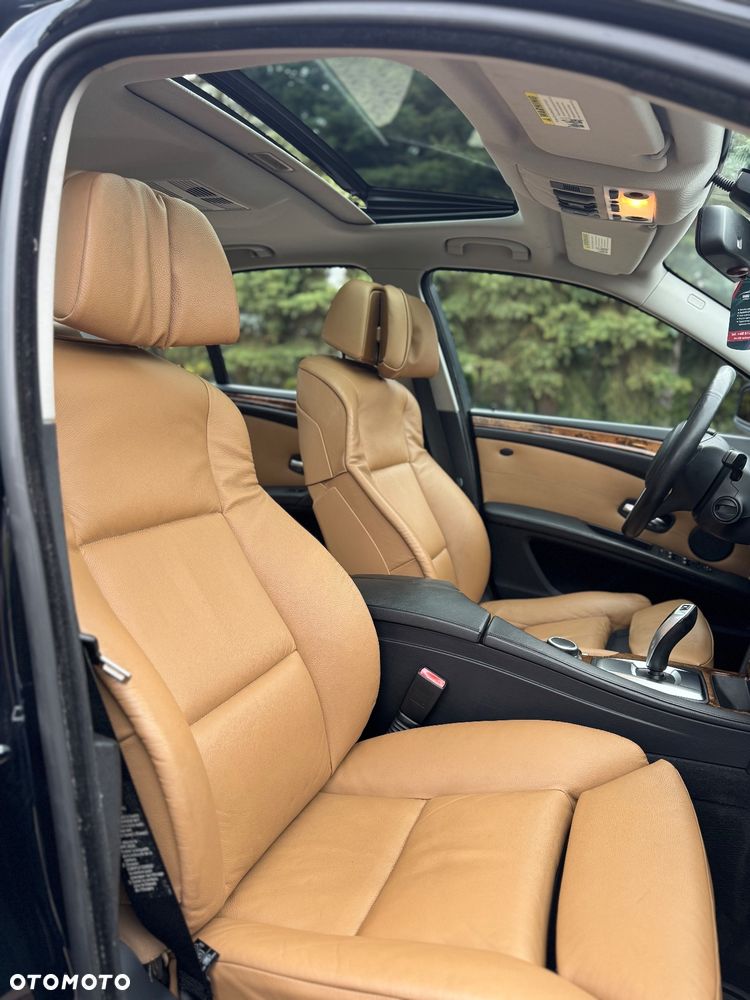 BMW Seria 5 - 28