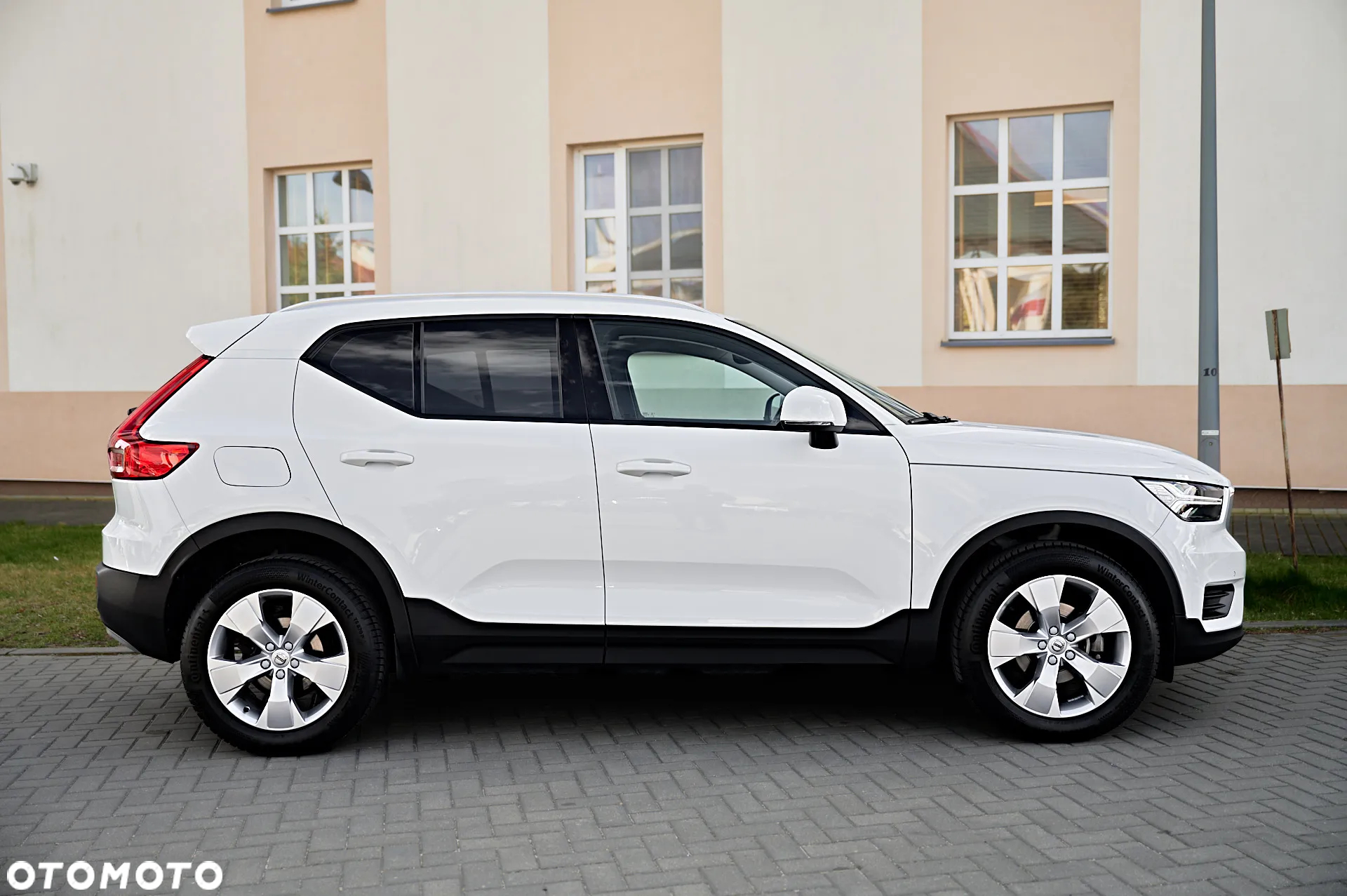 Volvo XC 40 T3 Momentum Pro - 18