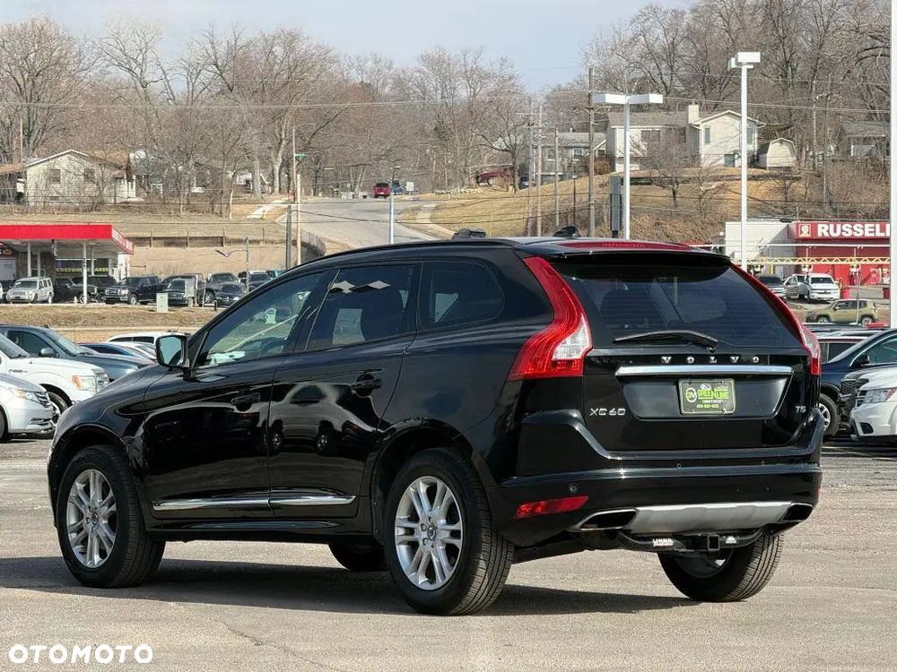 Volvo XC 60 T5 Momentum - 3