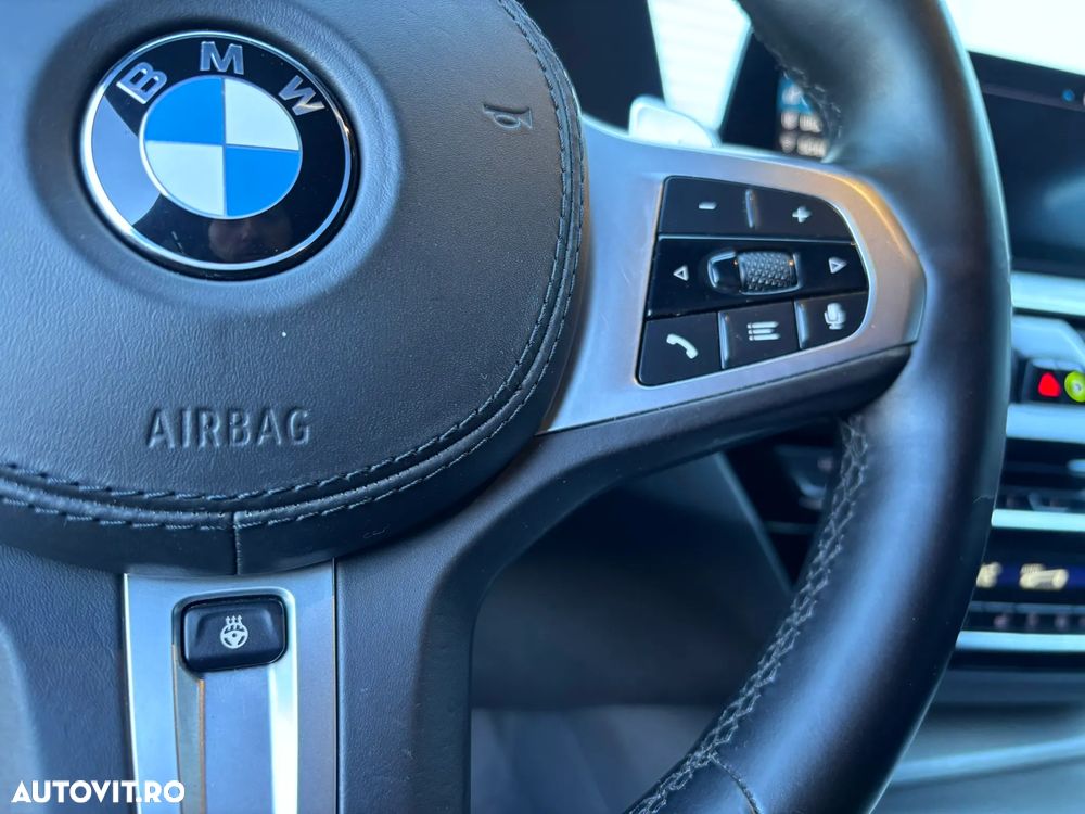 BMW Seria 5 530e Aut. M Sport Edition - 26