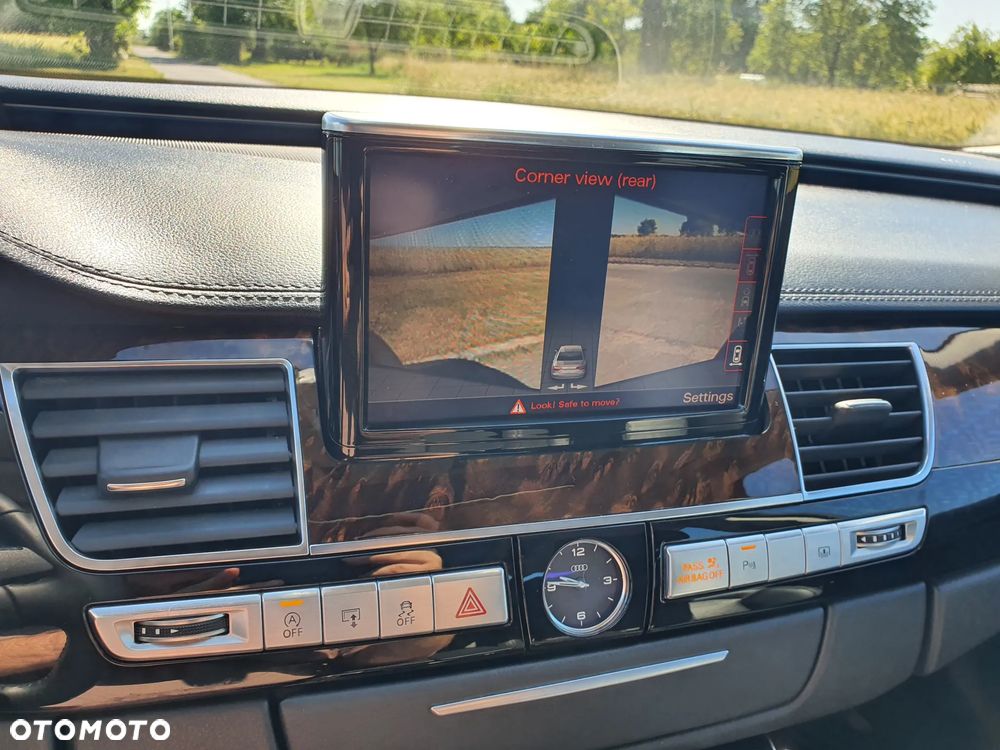 Audi A8 4.0 TFSI L Quattro - 11