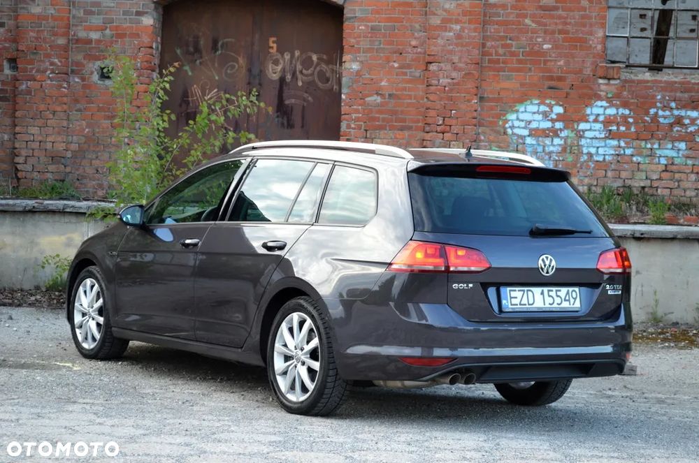 Volkswagen Golf 2.0 TDI BlueMotion Technology DSG Lounge - 5