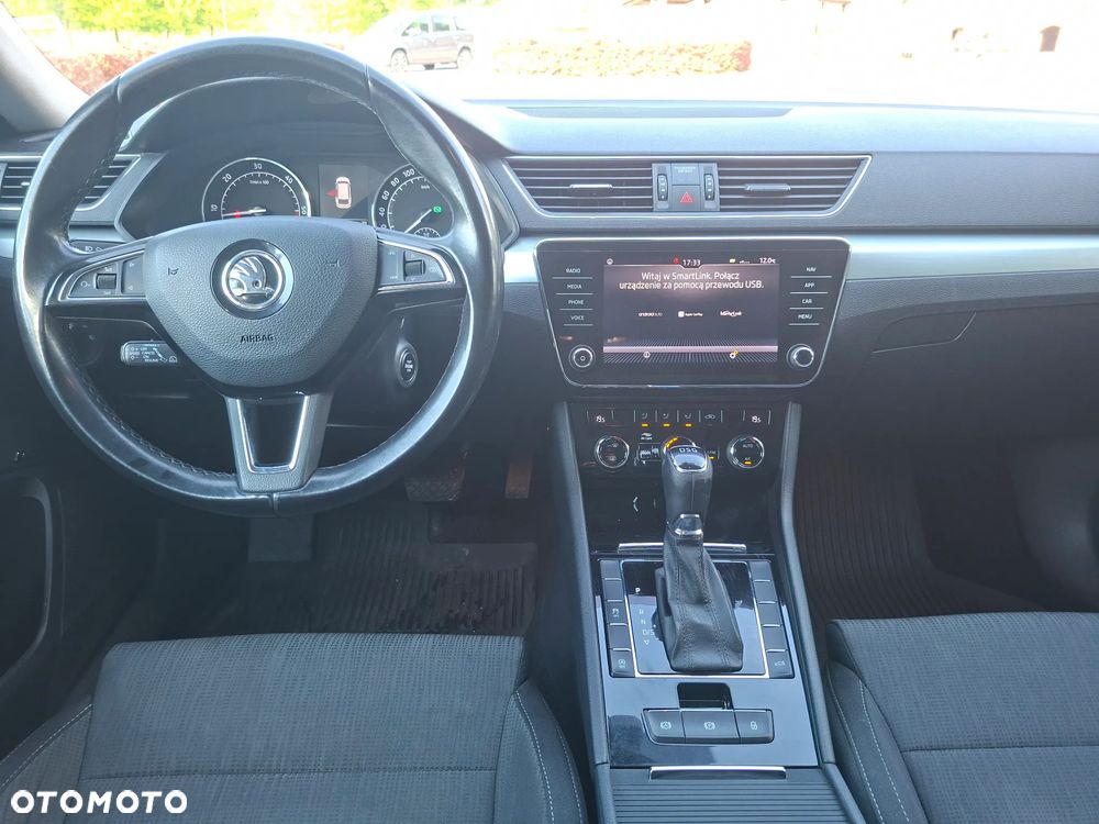 Skoda Superb 2.0 TDI SCR Style DSG - 13