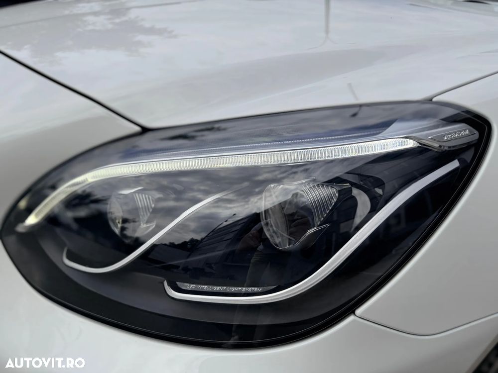 Mercedes-Benz SLC - 21