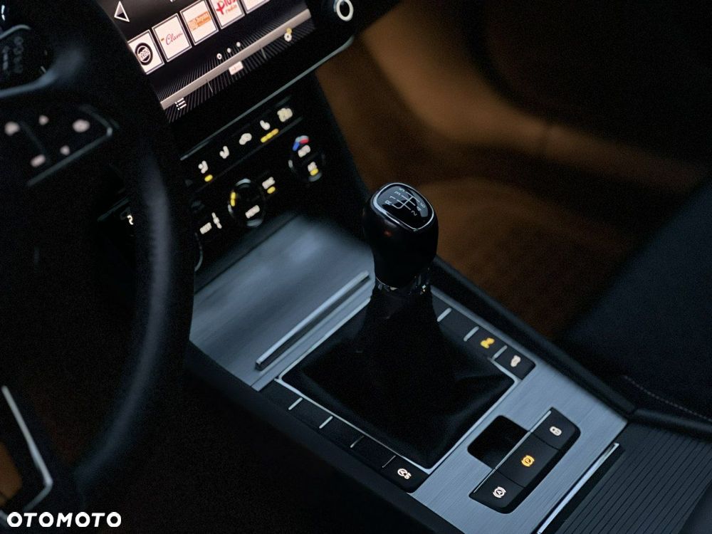 Skoda Superb 1.5 TSI Ambition - 21