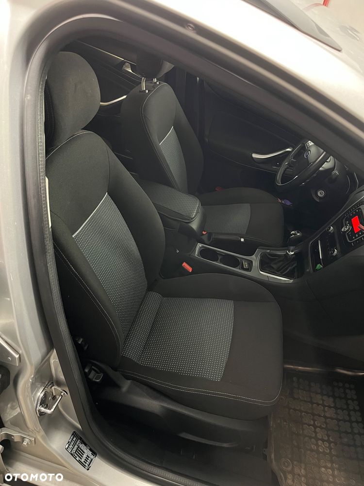Ford Mondeo 1.6 TDCi Ambiente - 6