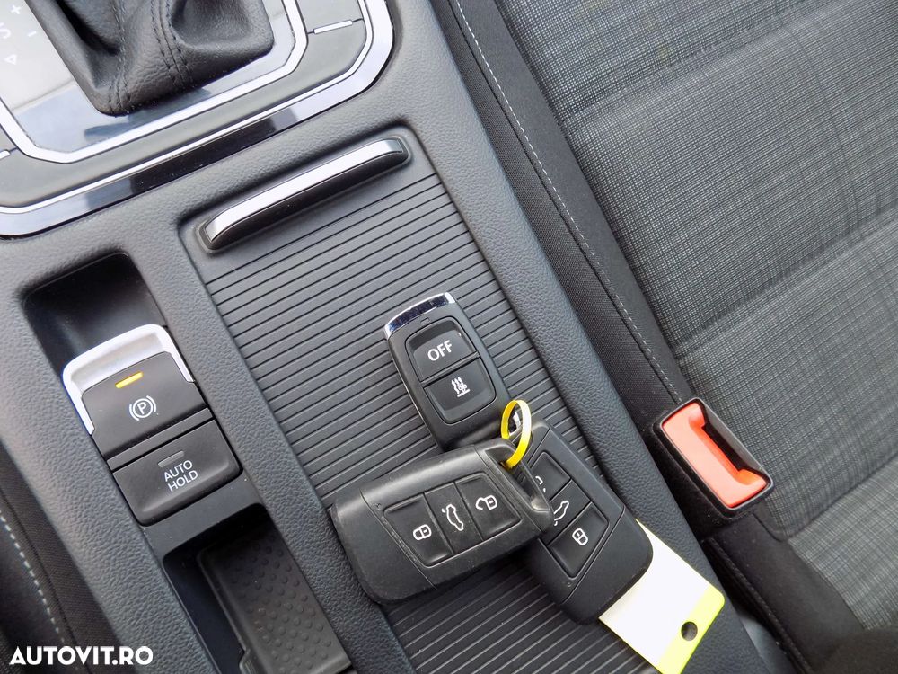 Volkswagen Passat ver-variant-2-0-tdi-dsg-business - 25