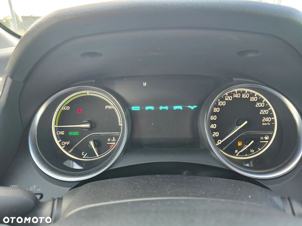Toyota Camry 2.5 Hybrid Executive CVT - 20