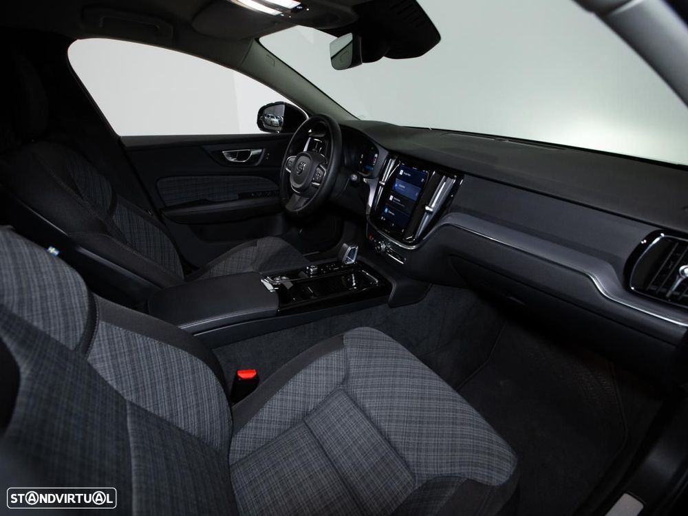 Volvo V60 2.0 T6 AWD TE Core - 10