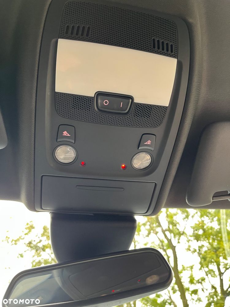 Audi A4 Avant 2.0 TDI Quattro S tronic - 20