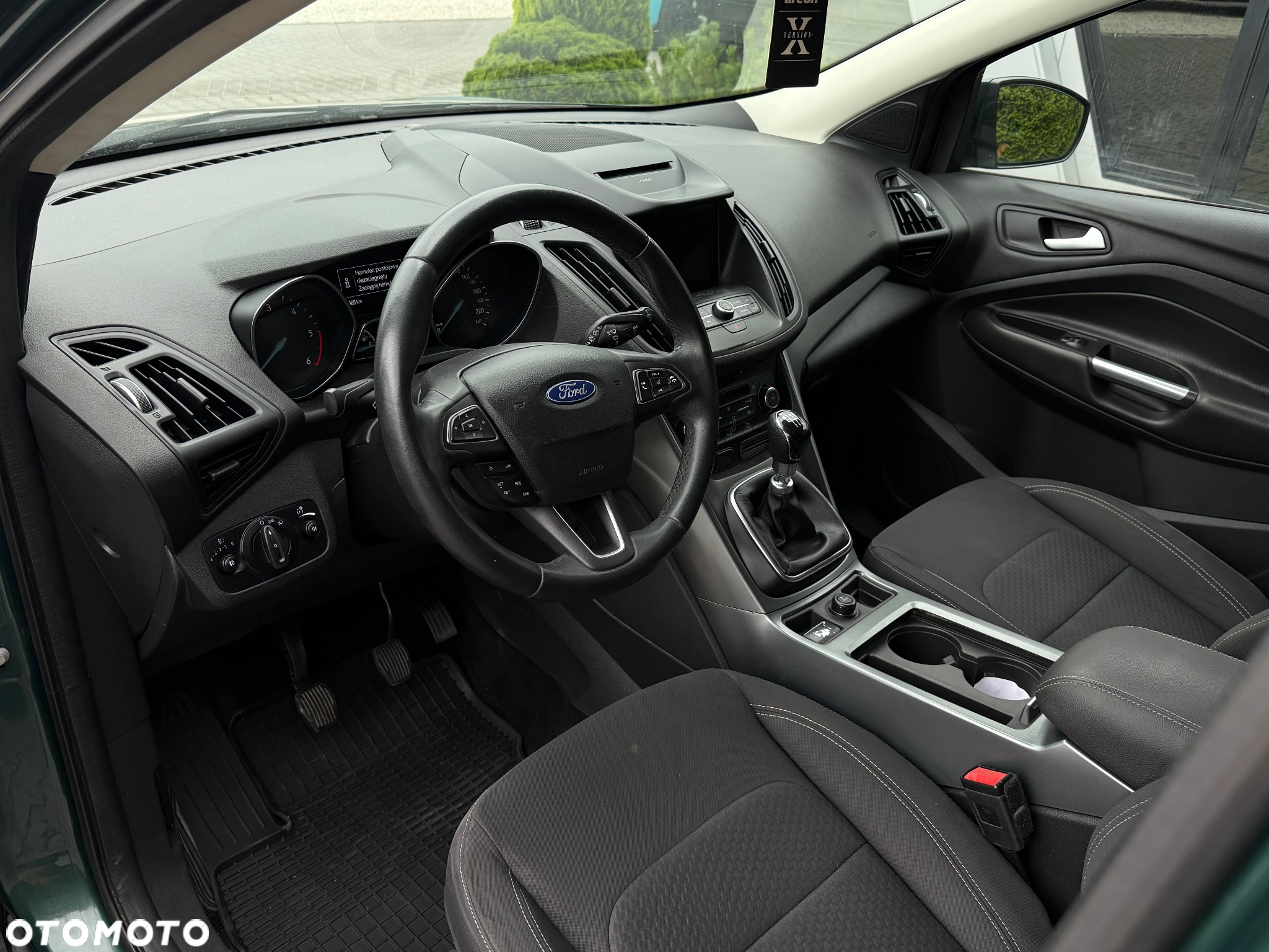 Ford Kuga - 9