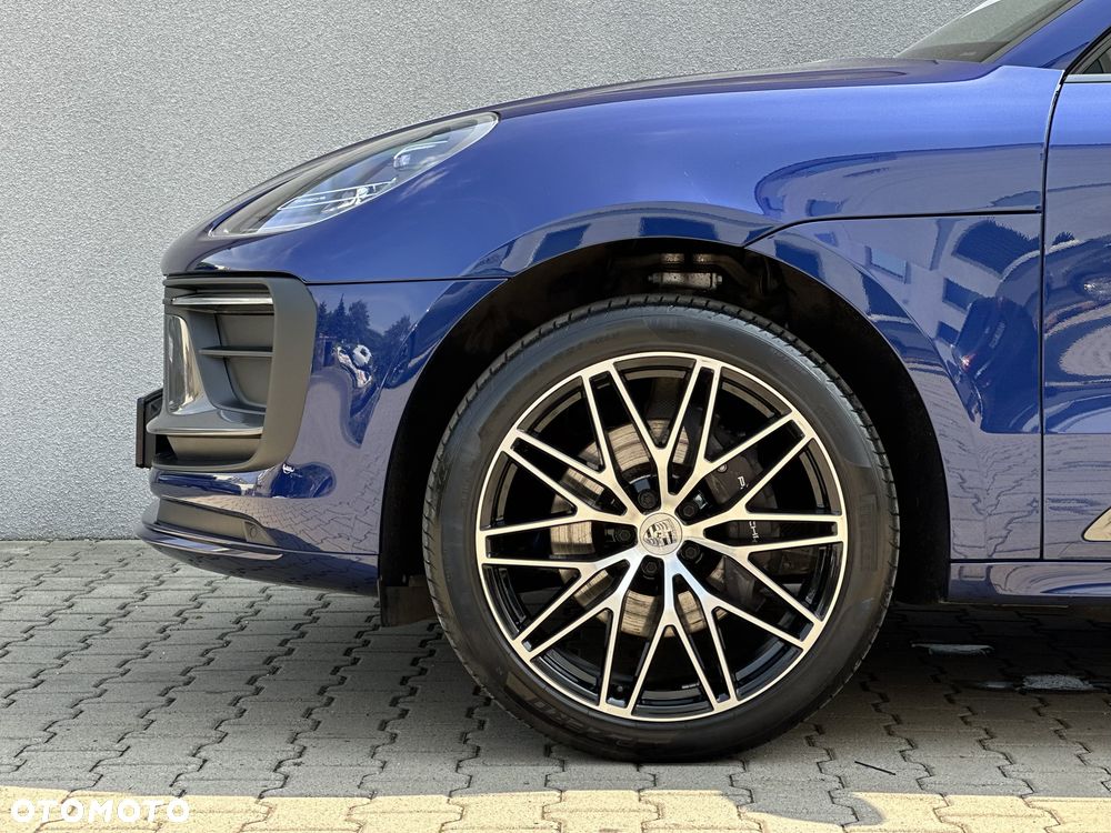 Porsche Macan T - 11