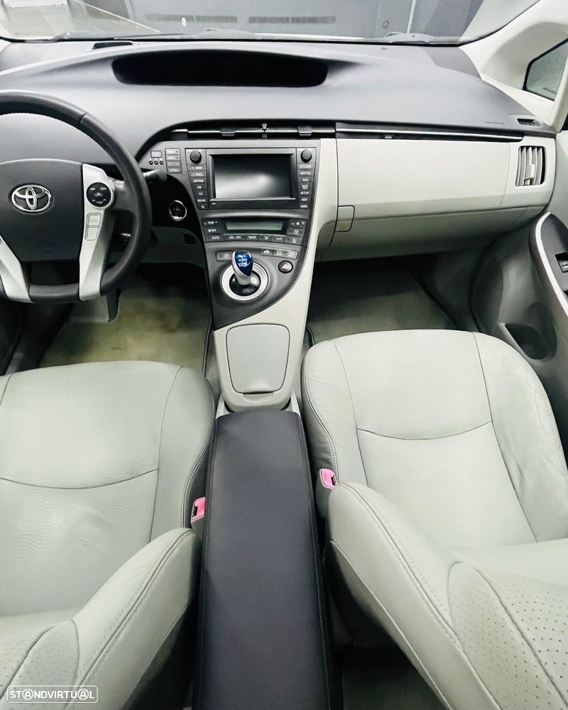 Toyota Prius 1.8 Premium+Pele+GPS - 33
