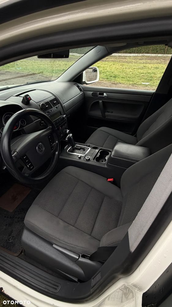 Volkswagen Touareg - 8