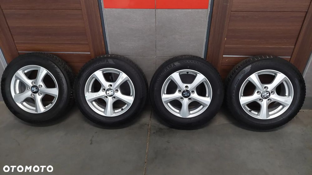 ALUFELGI Z OPONAMI NISSAN 61/2JX15 H2 ET45, 195/65 R15  BIEŻNIK OPON 2 x po 6mm, 2 x po 4mm OPONY Z ROKU 2016 - 1