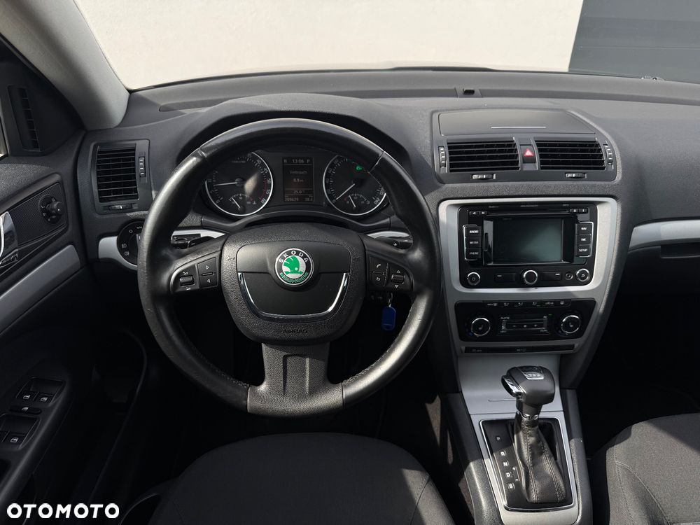 Skoda Octavia 2.0 TDI DPF DSG Team Edition - 9