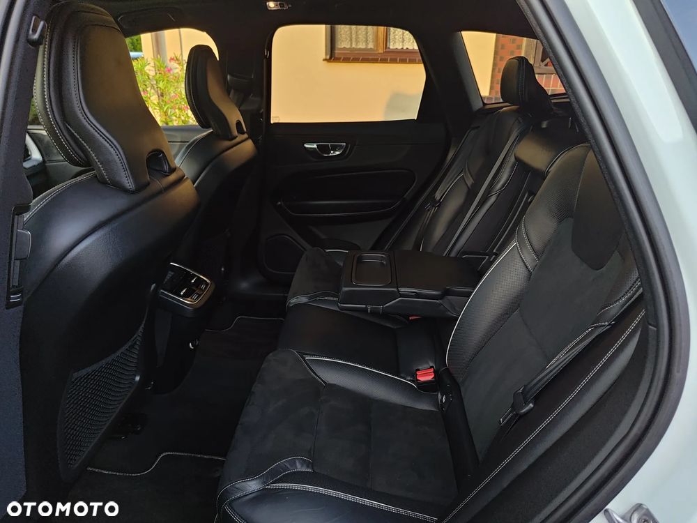 Volvo XC 60 T5 R-Design - 20