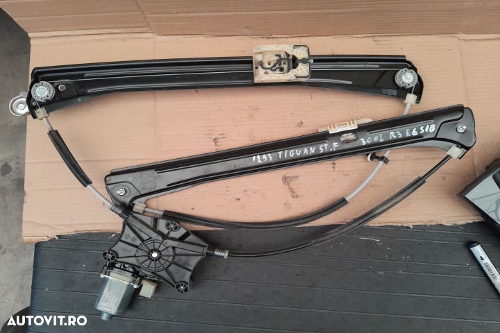 Macara geam fata stanga electrica 5Q0959802C 5Q0959802C Volkswagen VW - 1