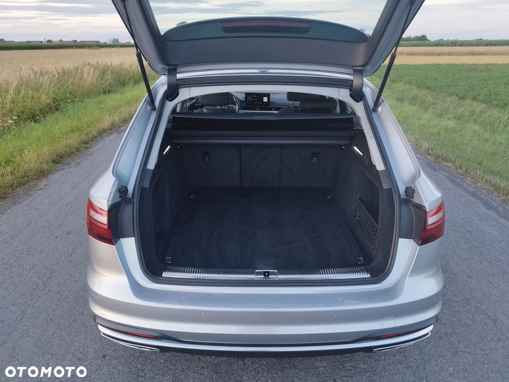 Audi A4 Avant 40 TDI Sport S tronic - 17