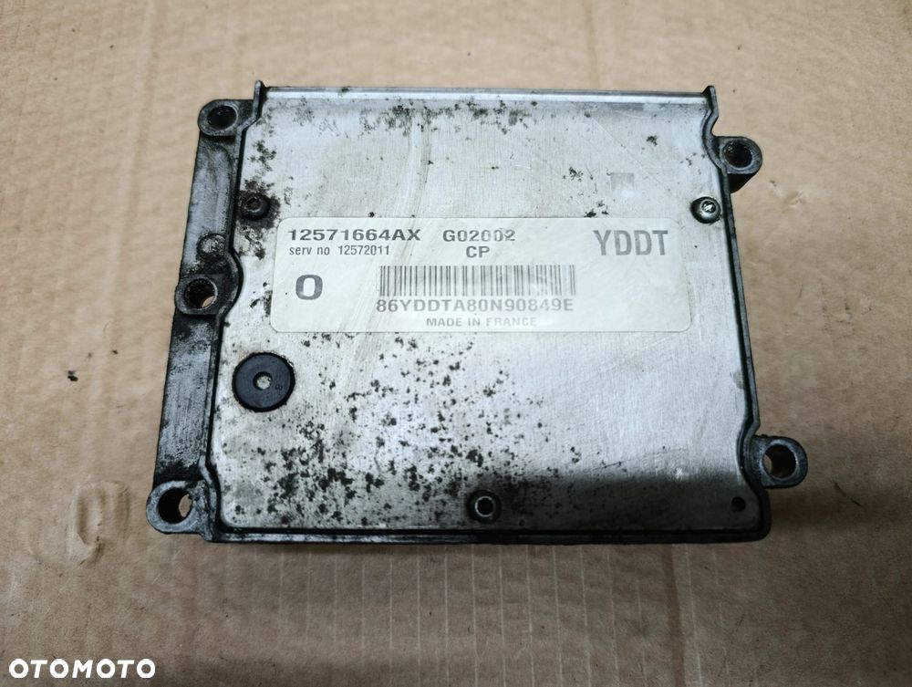 Vectra C sterownik komputer silnika 2,2 16V automat YDDT Opel - 1
