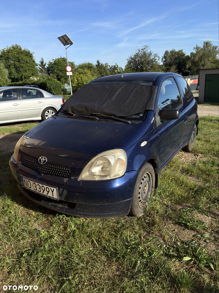 Toyota Yaris - 1