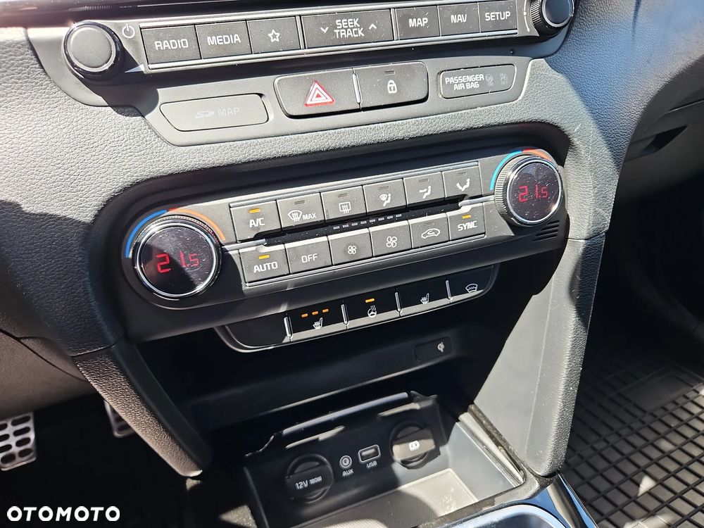 Kia Ceed 1.4 T-GDI L Business Line - 21